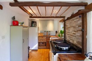 Old Charlie Youngs_Kitchen (1)- click for photo gallery